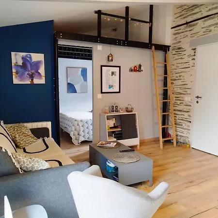 La Maisonnette De Josephine * Saint-Jean-des-Mauvrets